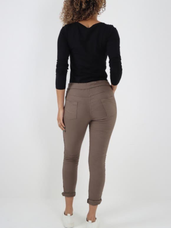 Made in Italy talian Diamante Stripe Elasticated Trousers Mocha